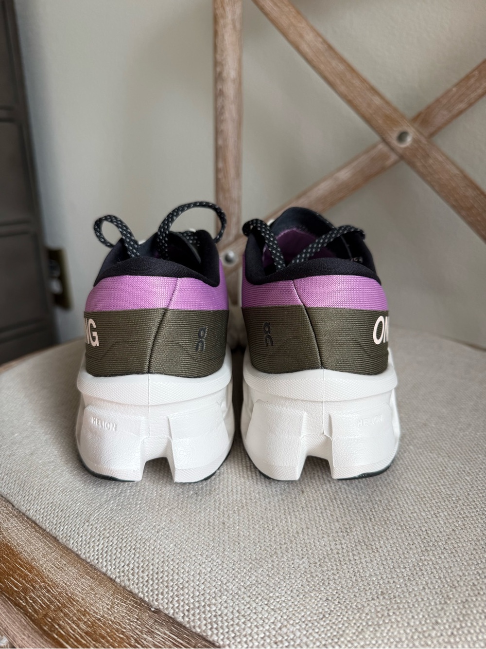 On Cloudmonster 3 Sneakers Sakura/Ivory - Picture 6 of 7